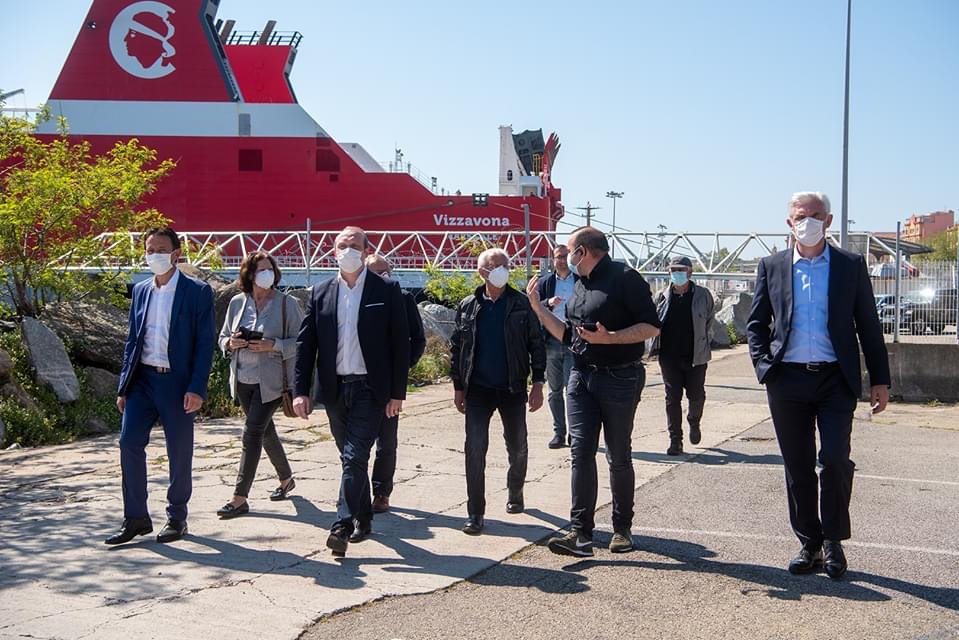 L'opération de transfert de balles débute
