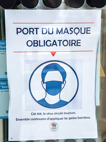 affiche port du masque obligatoire